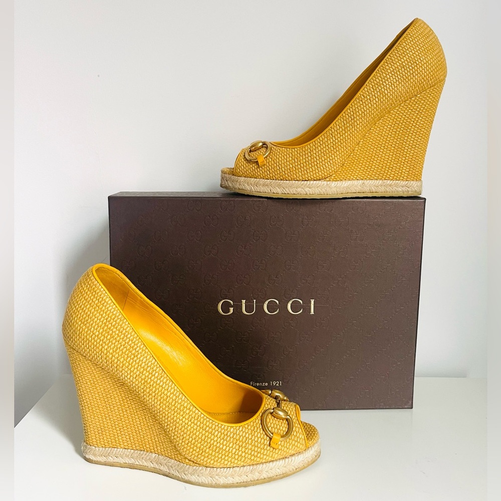 AUTHENTIC GUCCI HORSEBIT WEDGES - Picture 5 of 15